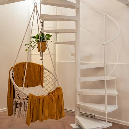 Apartment Modern Design In Historical Center