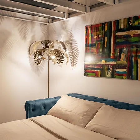 Modern Design In Historical Center Apartment *